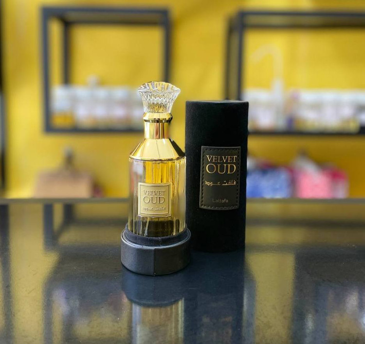 عطر ادکلن اورجینال لطافه مدل ولوت عود رایحه توسکان لدر