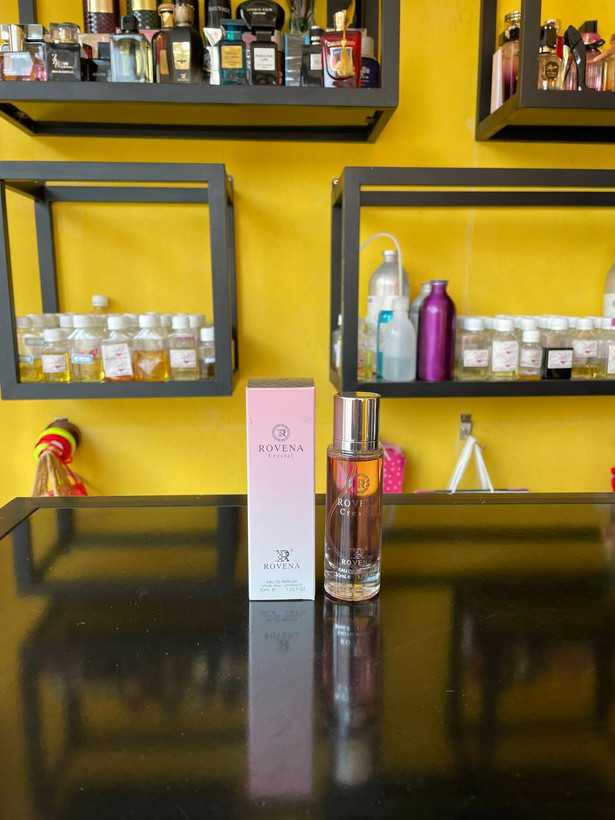 عطر ادکلن ورساچه صورتی-برایت کریستال 30 میل روونا (Rovena) Versace BrightCrystal فروشگاه پرفیوم رایحه