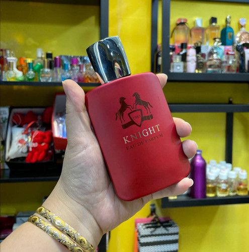 عطر ادکلن فراگرنس ورد مدل KNIGHT رایحه مارلی کالان مردانه فروشگاه پرفیوم رایحه