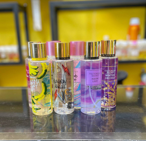 عطرادکلن بادی اسپلش ویکتوریا سکرت رایحه Winter orchid فروشگاه پرفیوم رایحه