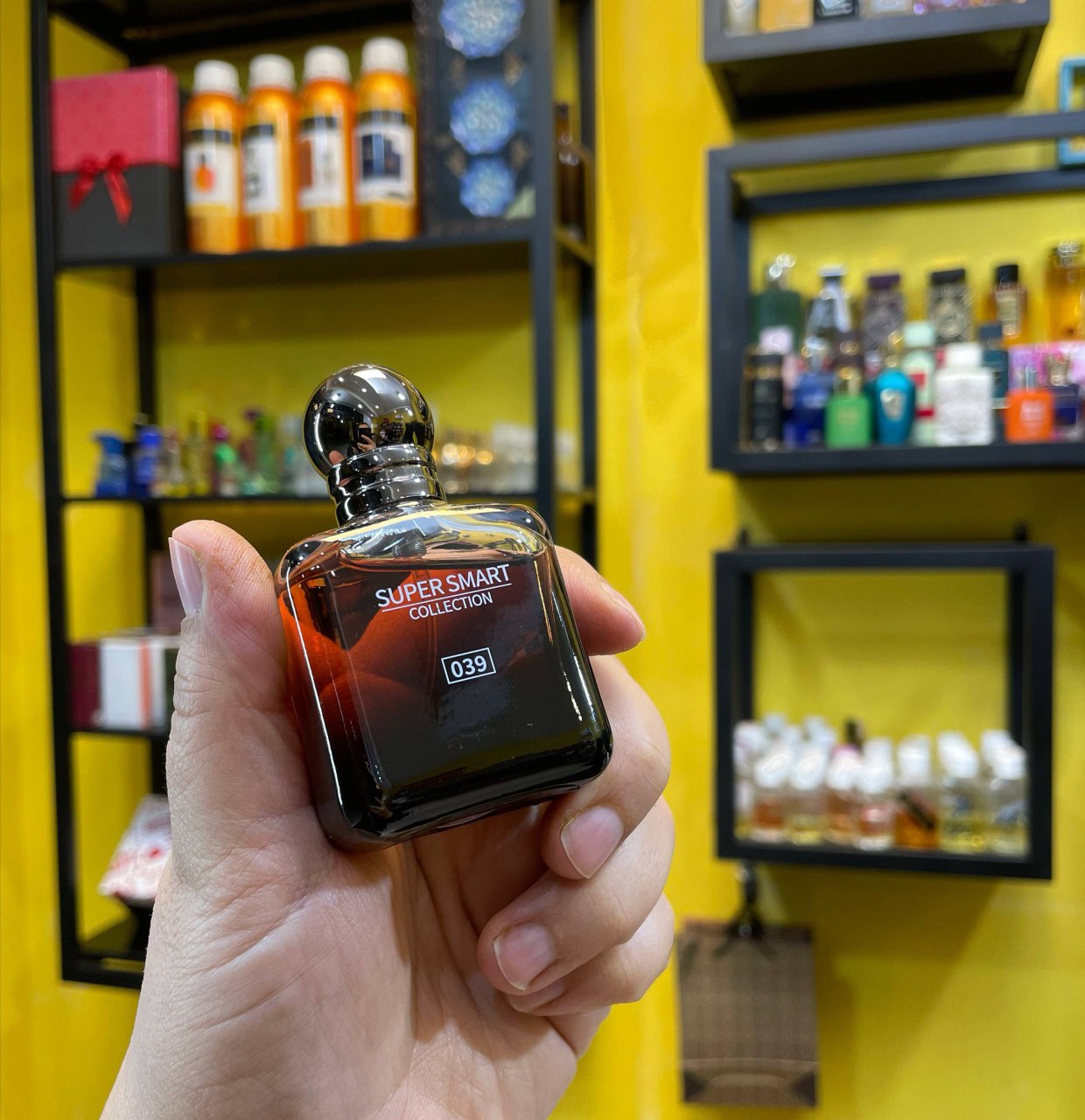 عطر ادکلن مینیاتوری 25 میل سوپر اسمارت کالکشن کد 039 ۲۵ میل فروشگاه پرفیوم رایحه