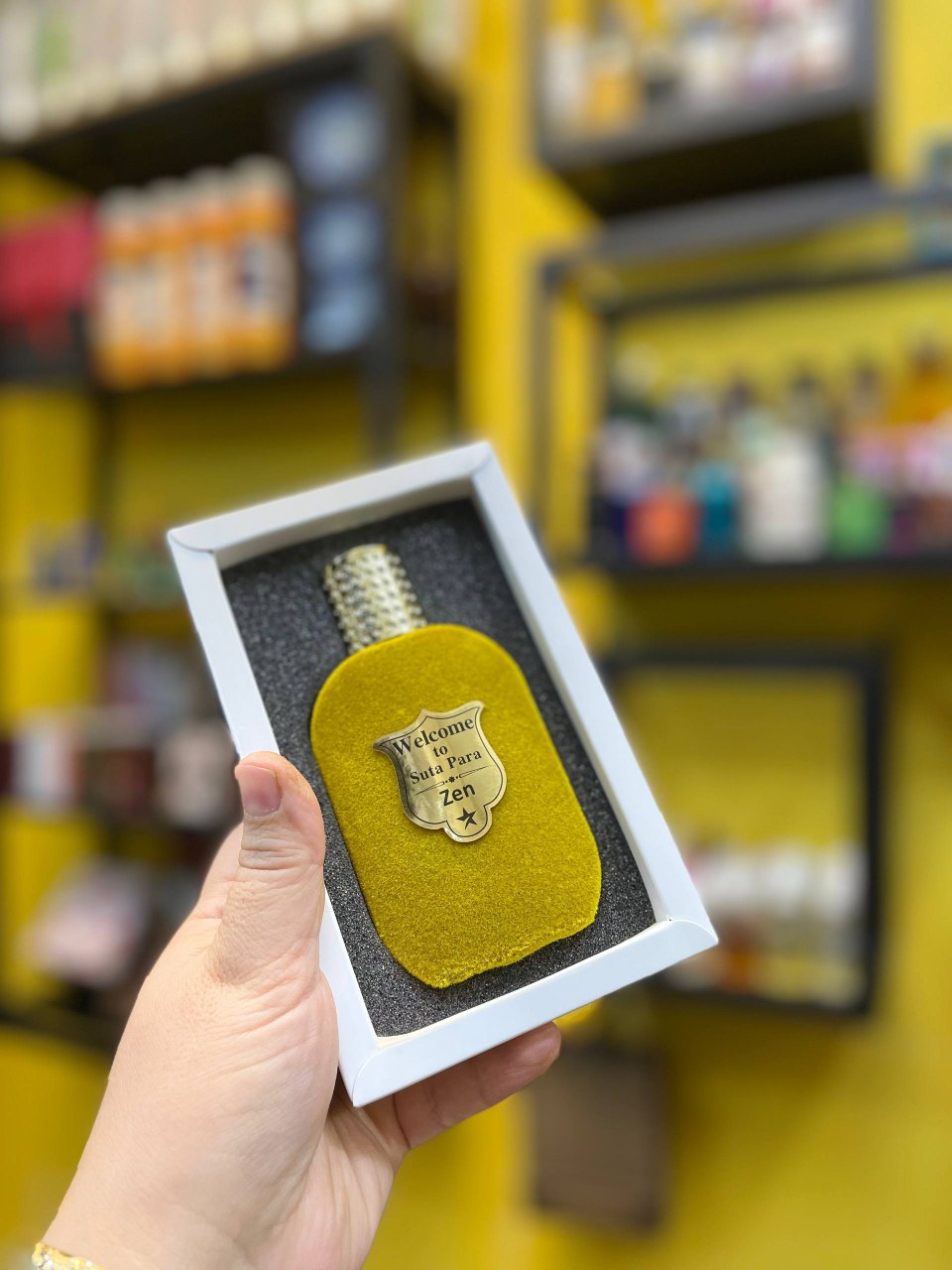 ادکلن ۵۰میل هاردباکس تحت لیسانس فرانسه برند ولکام رایحه مشابه شیسیدو زن فروشگاه پرفیوم رایحه