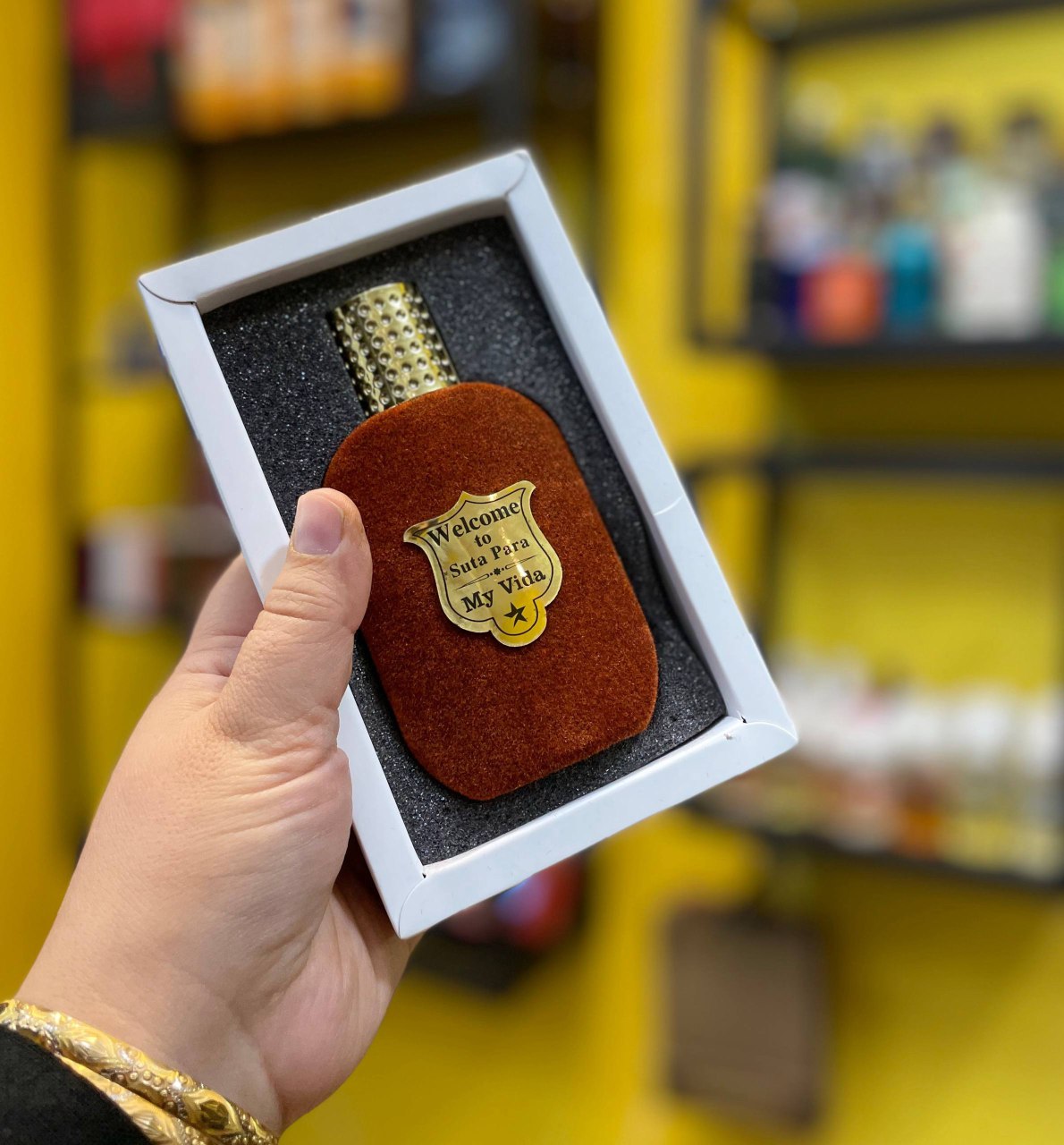 ادکلن ۵۰میل هاردباکس تحت لیسانس فرانسه برند ولکام رایحه مشابه جورجیو آرمانی مای وی  فروشگاه پرفیوم رایحه